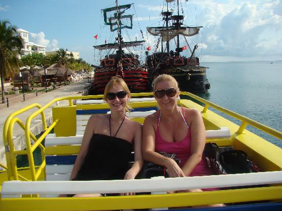 ferry-hacia-isla mujeres