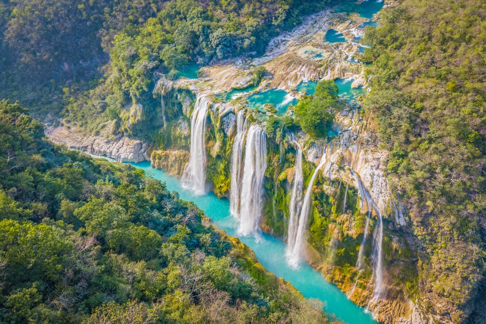The waterfalls of Huatesca Potosina