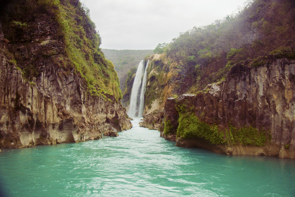 Río Tampaón y cascada Tamul